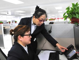 客服电话怎么说话的
